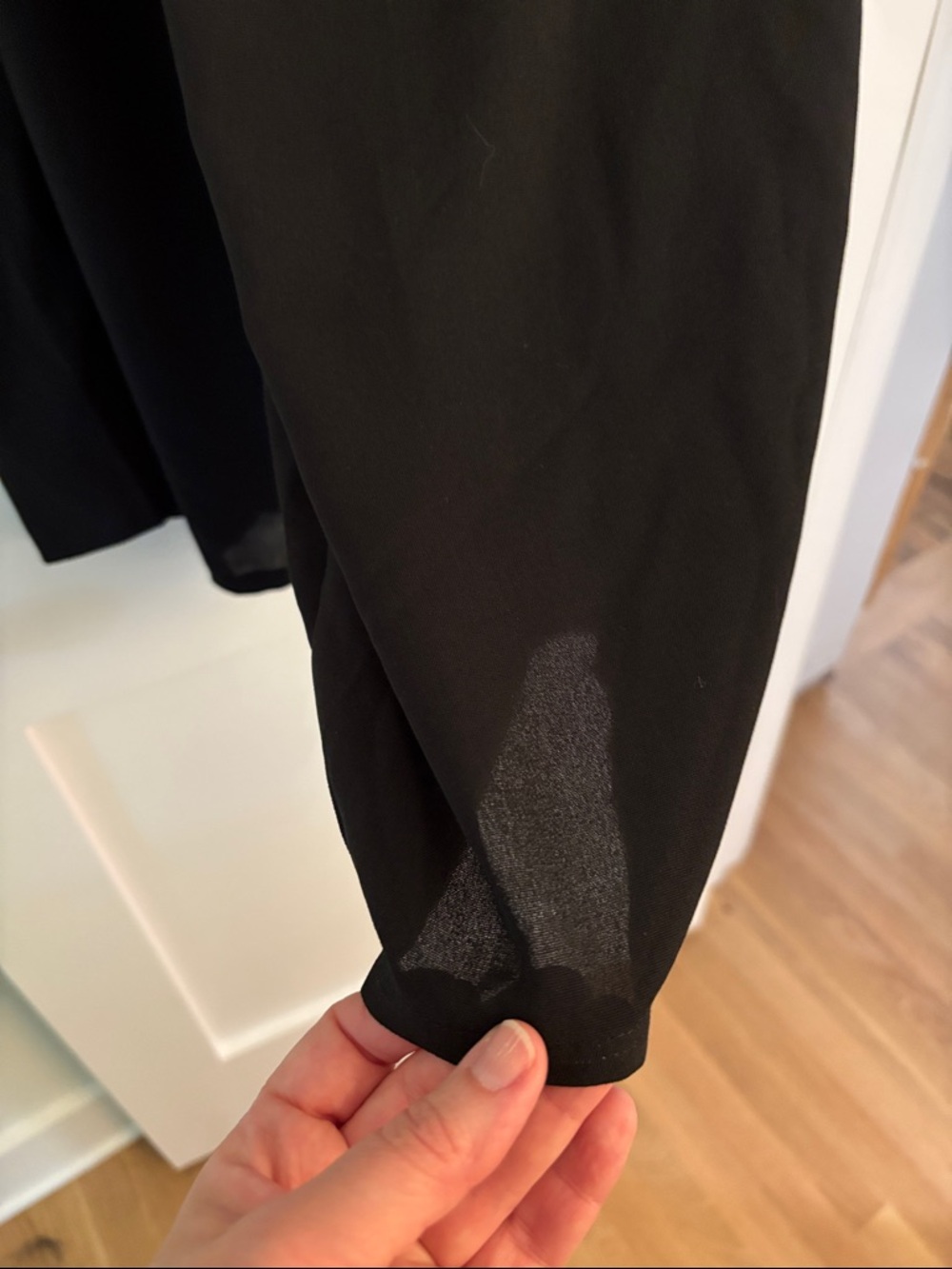 Black Wide-Leg Elastic-Waist Pants - Picture 4 of 4